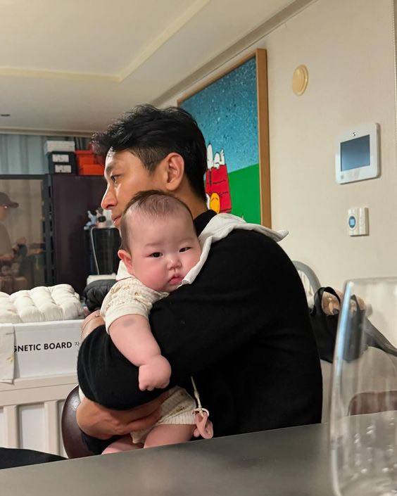 Bạn Trai Cũ Không Có Khả Năng Sinh Con Lại Muốn Làm Bố