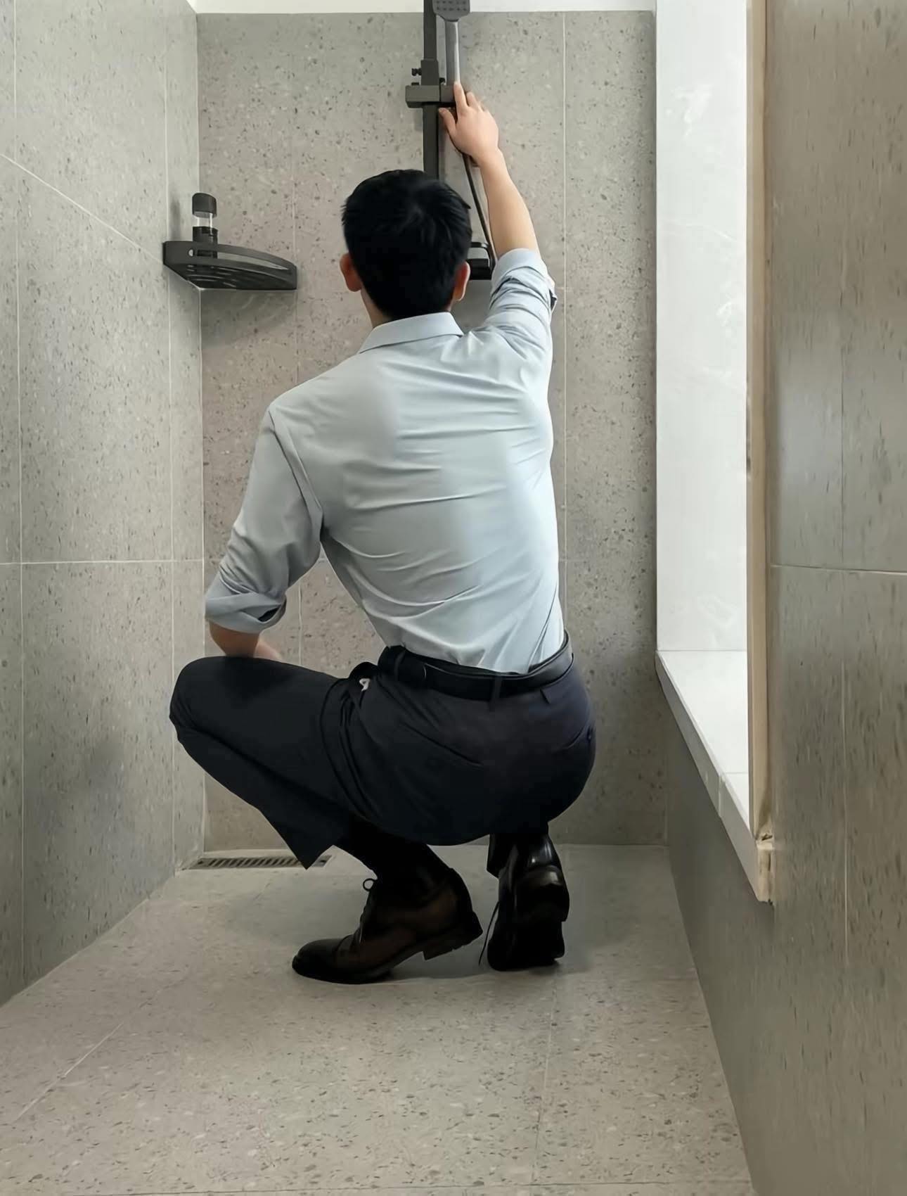 Lốp Dự Phòng Của Ba Nam Thần