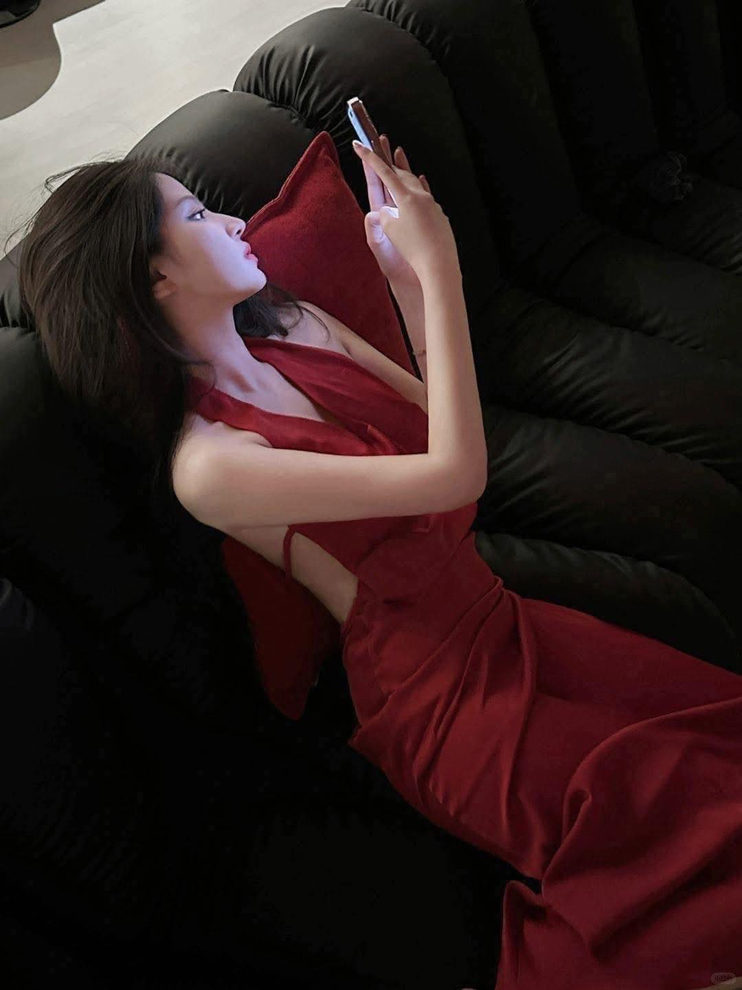 Từ Khoảnh Khắc Anh Nói "Không Quen"